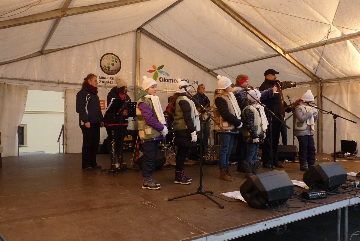 Mikuláš a rozsvěcení vánočního stromu 3.12.2017 Zábřeh