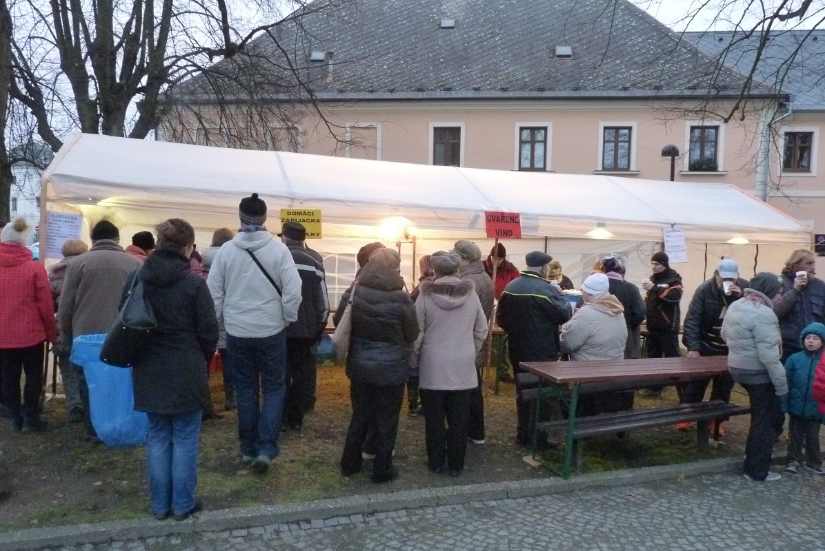 Mikuláš a rozsvěcení vánočního stromu 3.12.2017 Zábřeh