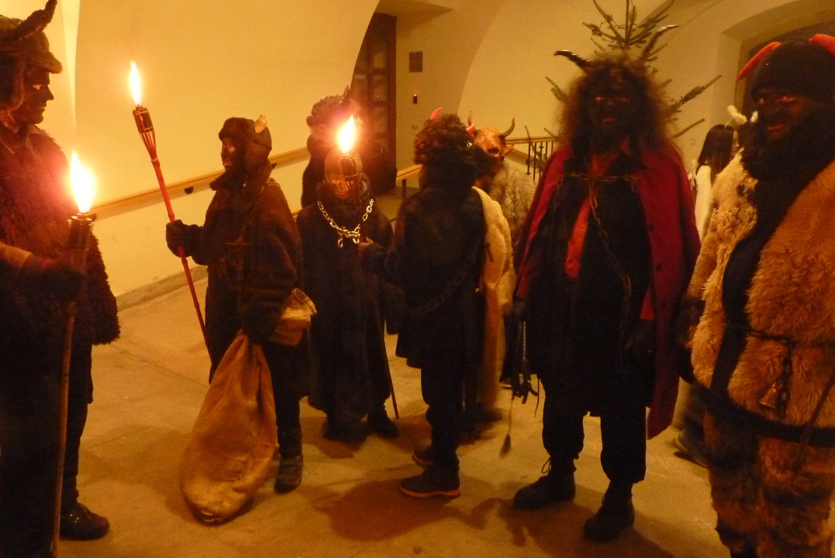 Mikuláš a rozsvěcení vánočního stromu 3.12.2017 Zábřeh