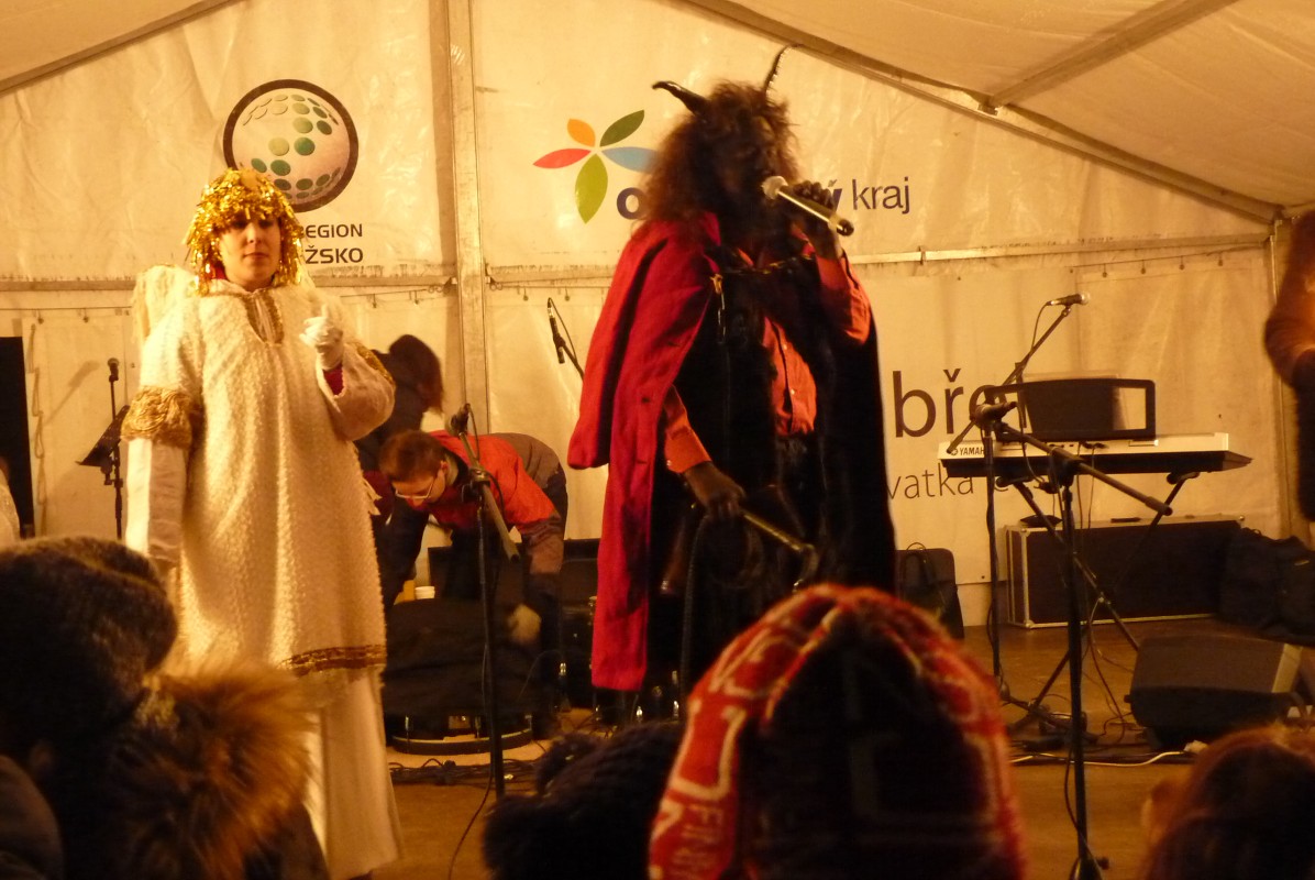 Mikuláš a rozsvěcení vánočního stromu 3.12.2017 Zábřeh