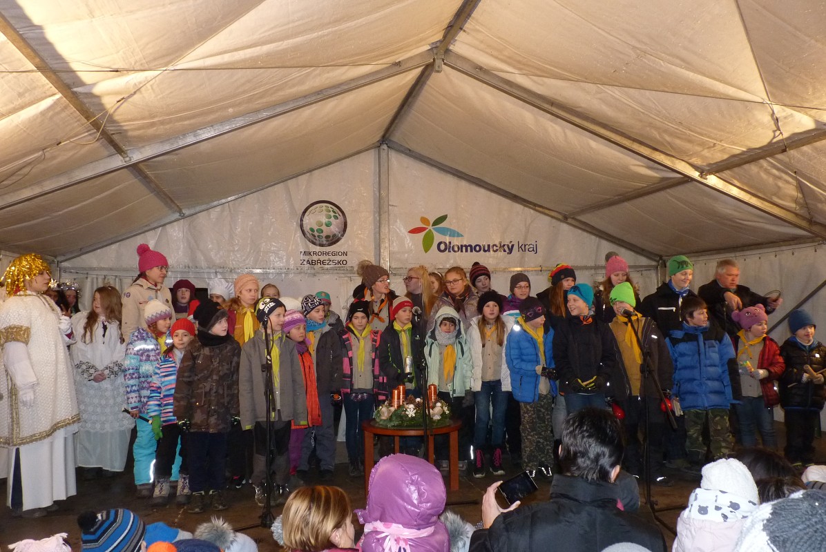 Mikuláš a rozsvěcení vánočního stromu 3.12.2017 Zábřeh