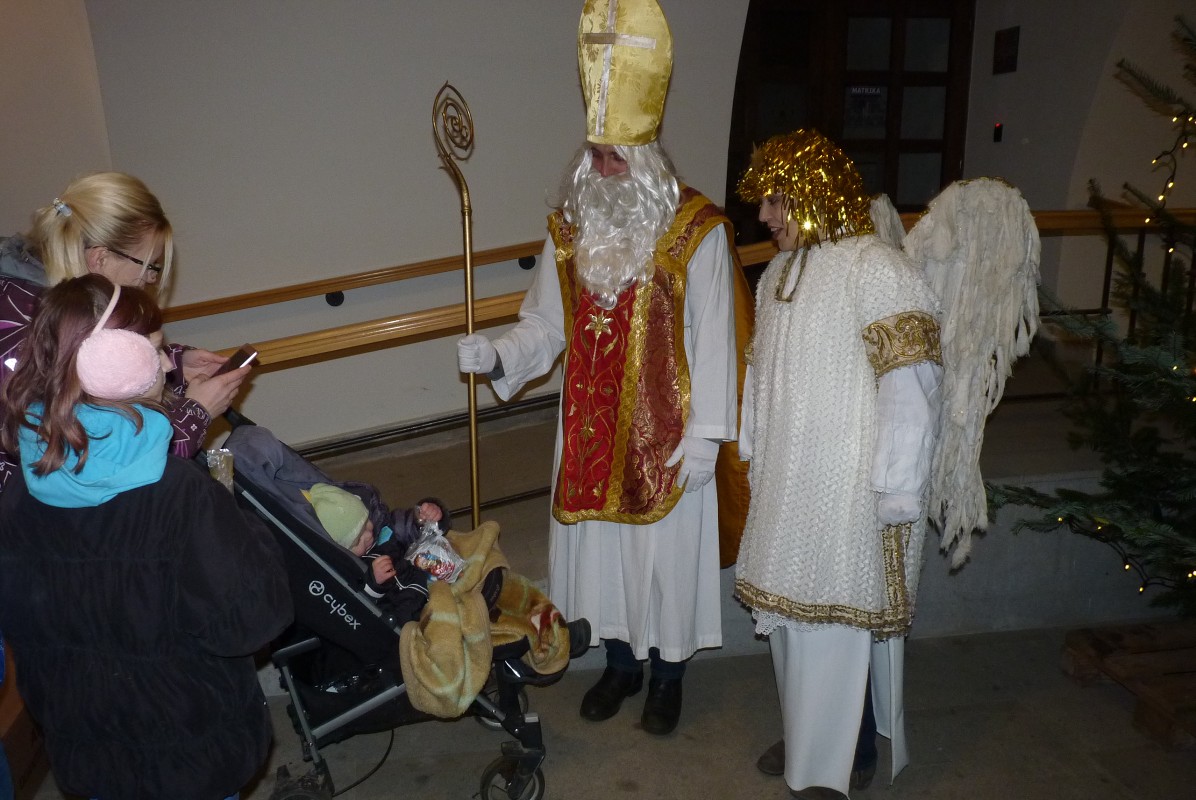 Mikuláš a rozsvěcení vánočního stromu 3.12.2017 Zábřeh
